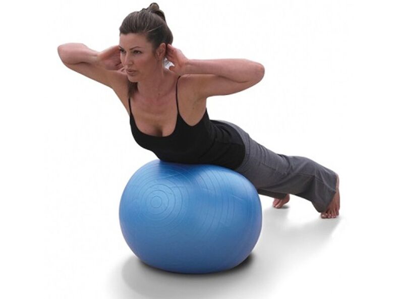 Pacientes com osteocondrose cervical precisam introduzir exercícios em sua rotina diária.